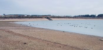 ANGLIAN WATER DRIED UP RESERVOIR