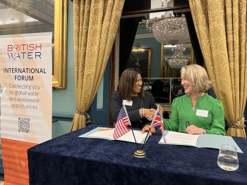 BRITISH WATER MoA signing Lila Thompson CEO  Beverley Ferrera European representative for The Water Council