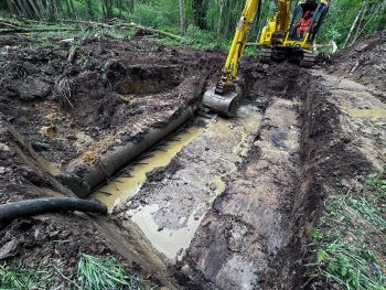 SOUTHERN WATER BROKEN WATER MAIN