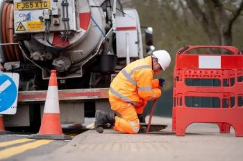 Sewer blockages - using rods to clear blockage
